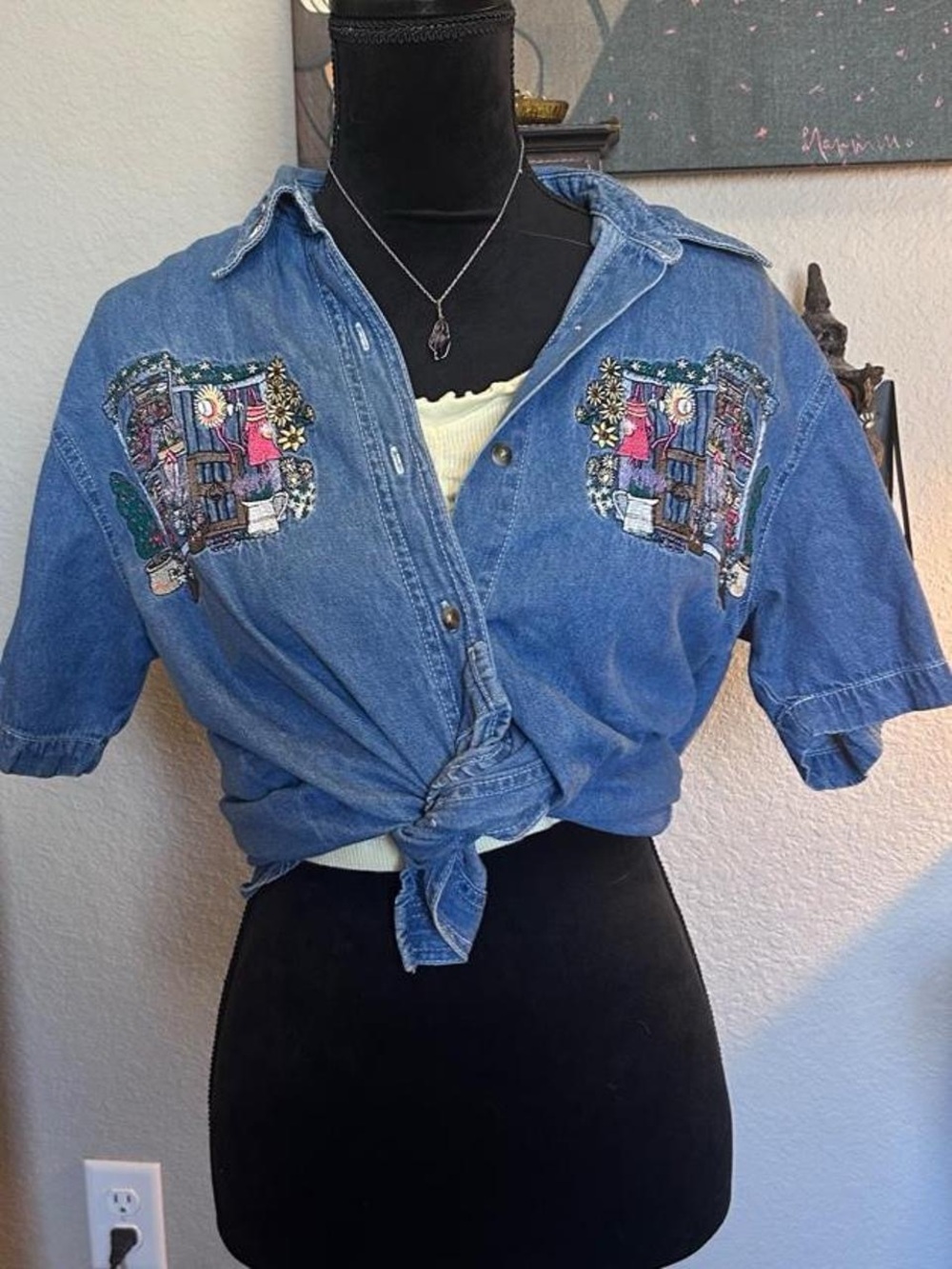 Bobbie Brooks blue denim cotton shirt with embroidered floral garden scene on t